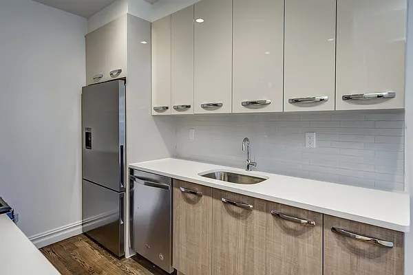 Rented by Corcoran | media 23