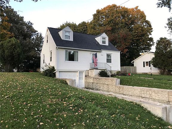2nd image of 4323 Onondaga Blvd