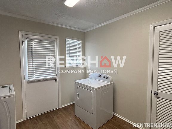 5th image of 2940 Ruskin Rd