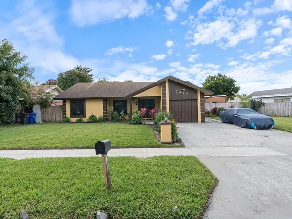 7424 SW 11th Court, North Lauderdale, FL 33068