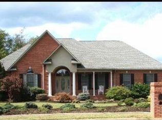 201 Shadowfax Rd, Knoxville, TN 37934