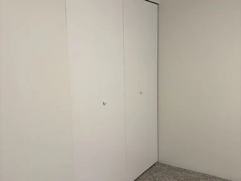 Wentworth Apartments — Photo 10