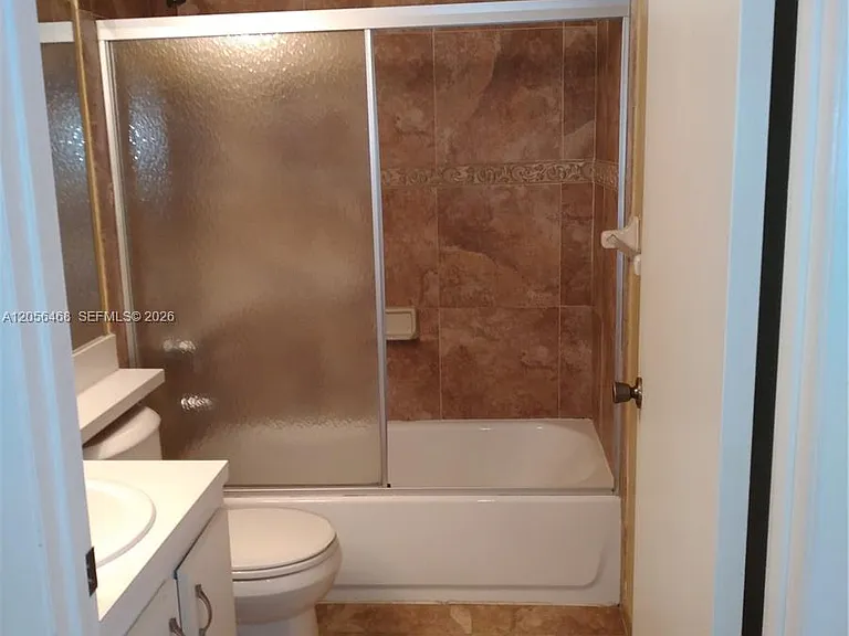 570 S Park Rd #356 — Photo 10
