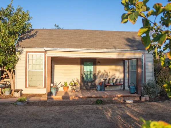 1212 Avenue N, Anson, TX 79501