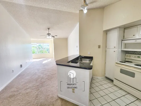 4642 Commander Dr APT 936, Orlando, FL 32822