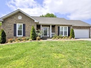 1818 Hunt Ln, Pleasant View, TN 37146