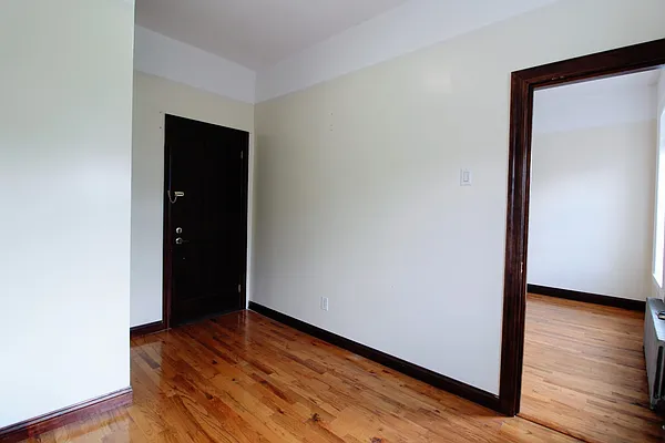 Rented by Compass | media 16