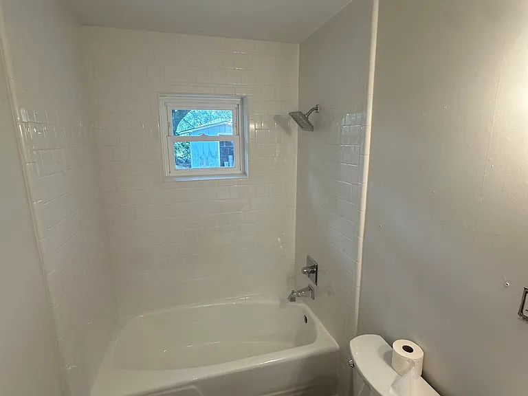 2408 Middlecoff Dr — Photo 12