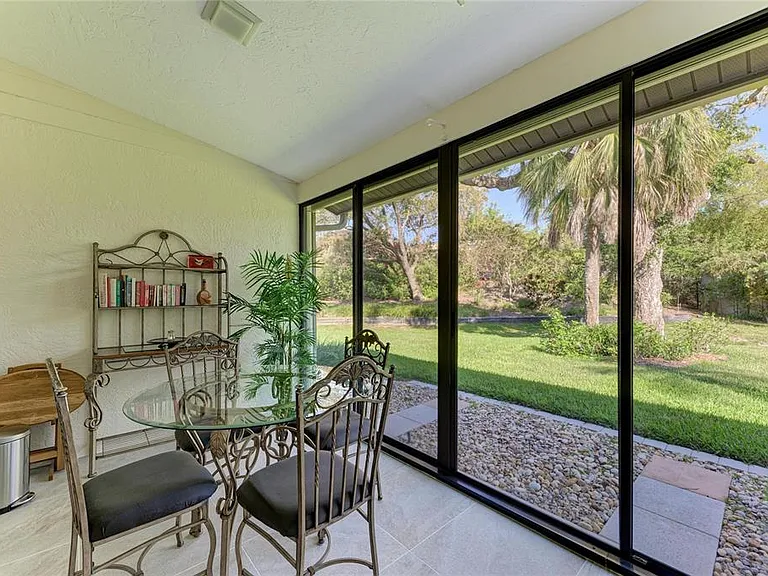 3946 Wilshire Cir E #168 — Photo 37