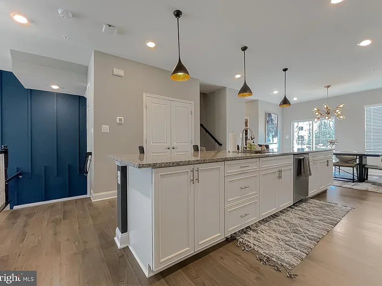 23810 Myrtle Glen Way — Photo 10