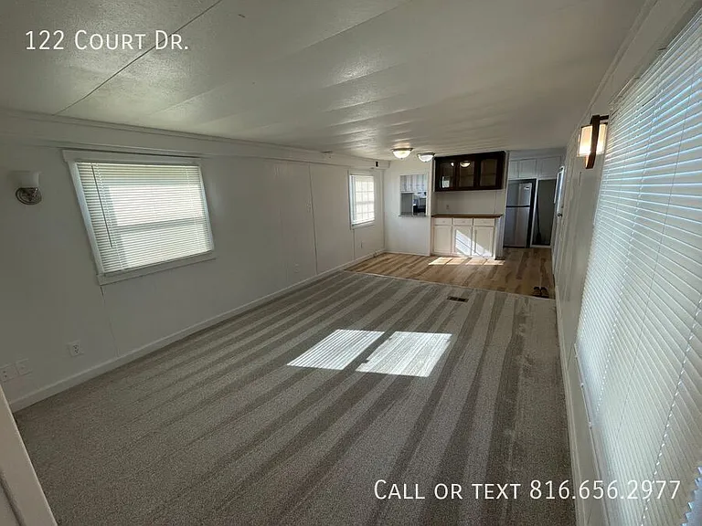 122 Court Dr — Photo 14