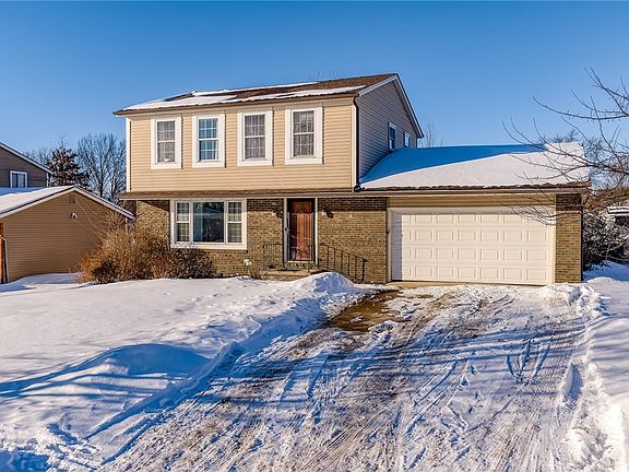 3rd image of 10212 Vienna Dr