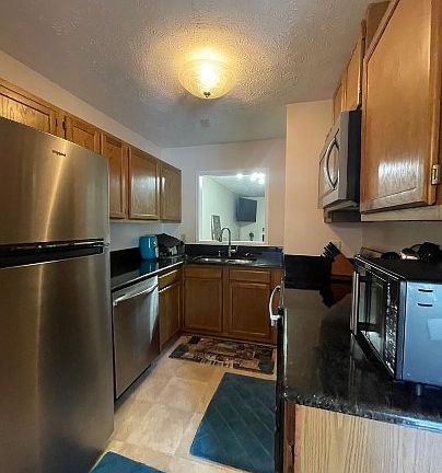 3rd image of 135 Villa Dr