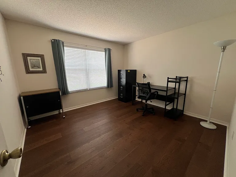 2467 Ambler Cir — Photo 9