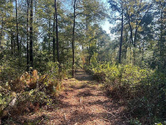 3rd image of 1 Hardy Bottom Rd