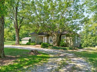 8800 Petersburg Rd, Evansville, IN 47725
