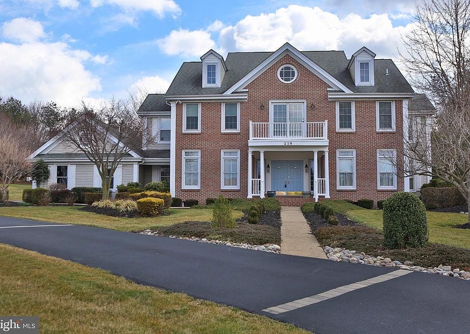 1st image of 219 Orthodox Dr