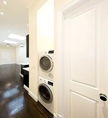 Rented by Avenues Real Estate | media 4