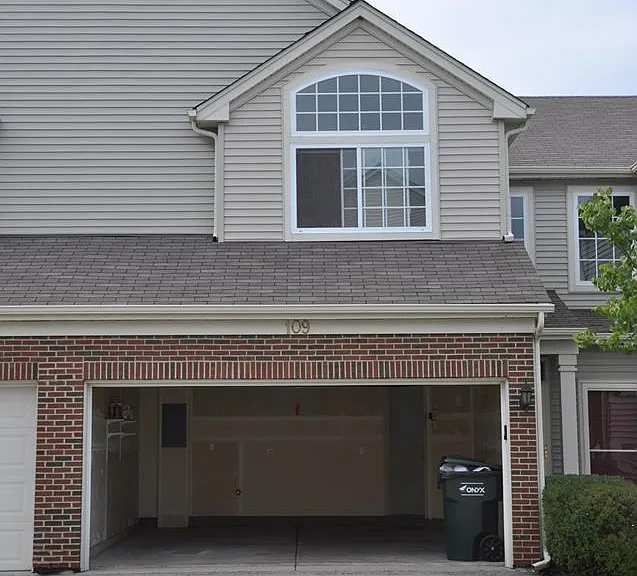 109 E Haines Dr — Photo 1