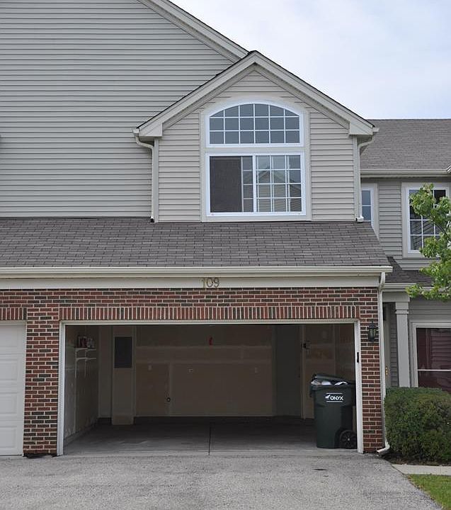 1st image of 109 E Haines Dr