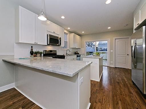 5th image of 3824 N Christiana Ave