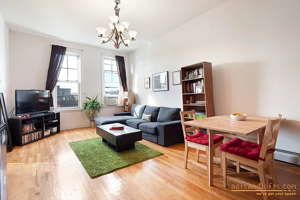 Sold by aptsandlofts.com | media 2