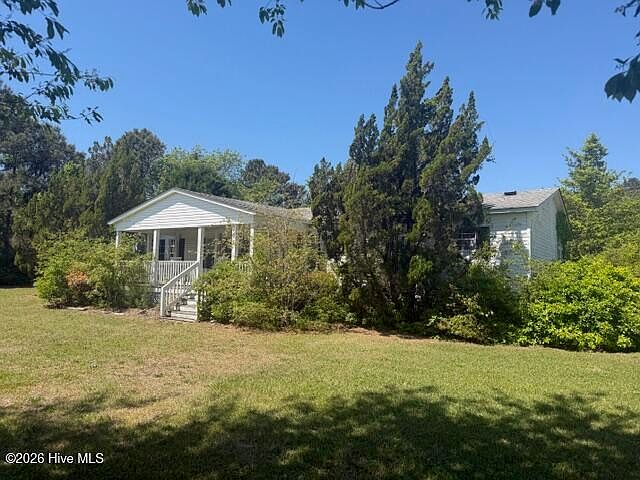 1st image of 164 Edgewater Road