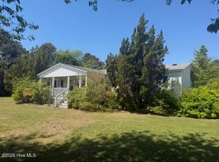 164 Edgewater Rd, Harbinger, NC 27941