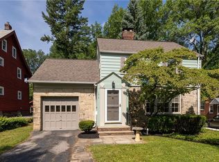 1216 Yellowstone Rd, Cleveland Heights, OH 44121