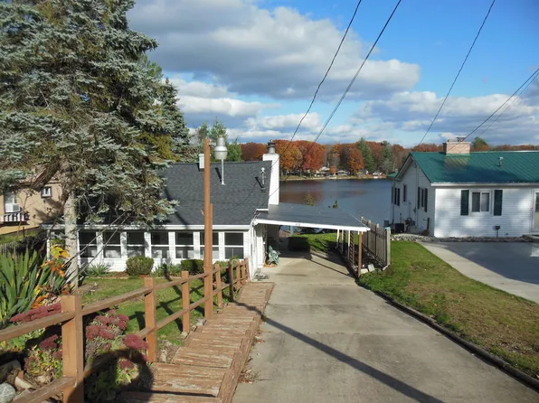 428 N Lake St, Harrison, MI 48625