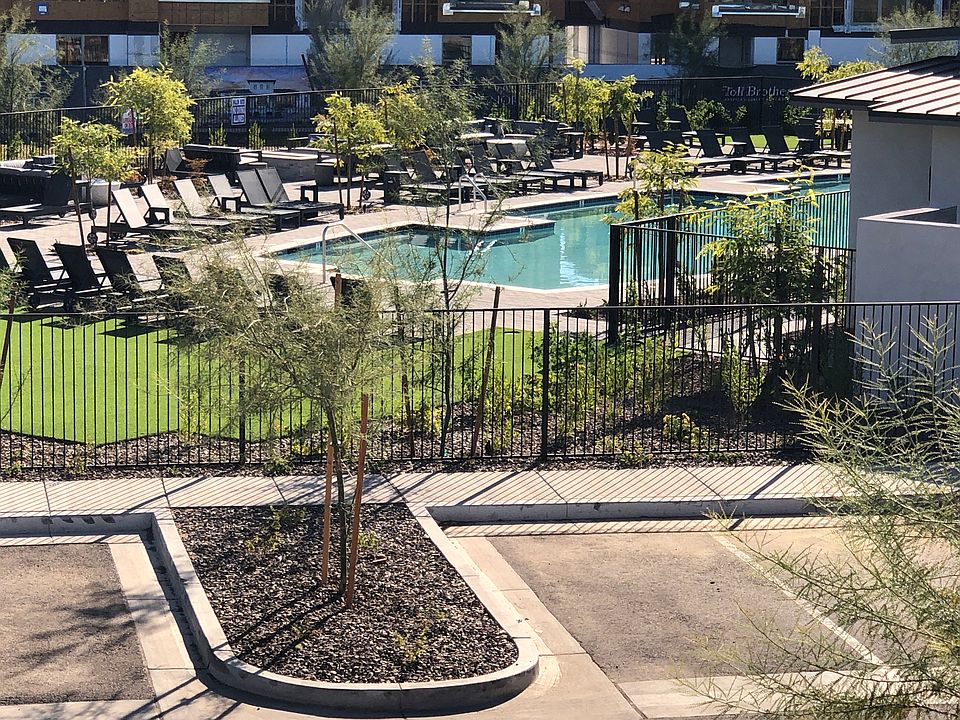 Pool and clubhouse