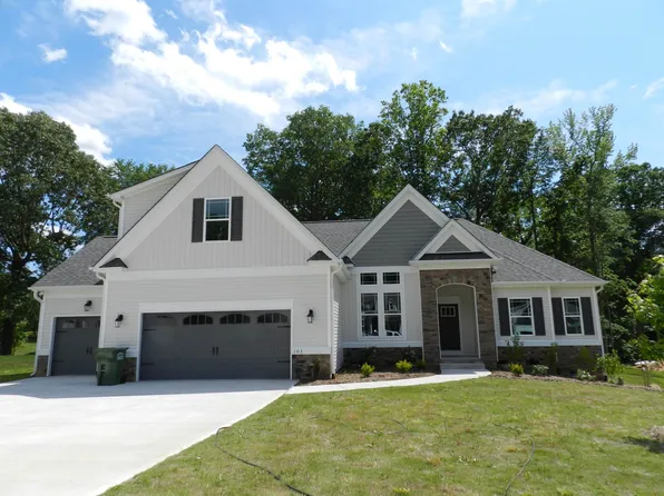 103 Cricket Hill Way, Benson, NC 27504