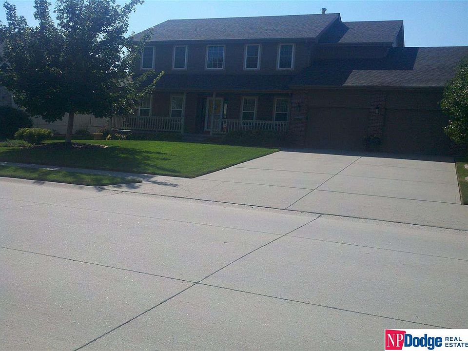 1st image of 5016 N 134th Ave