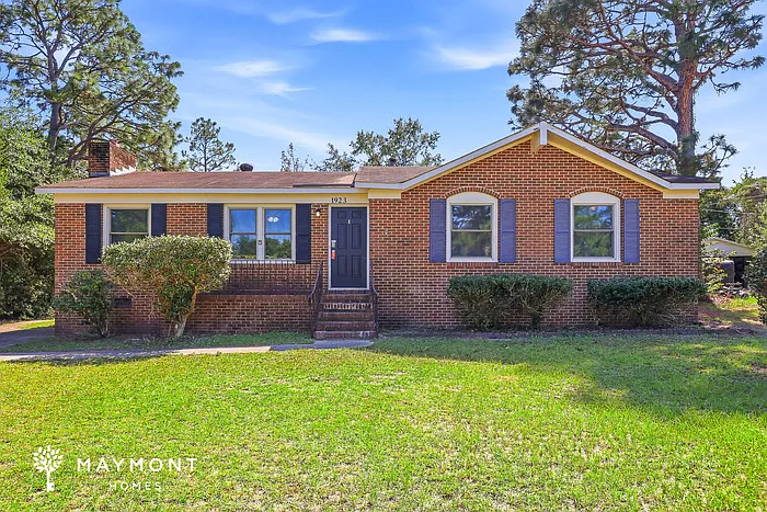 1923 Alan Ave