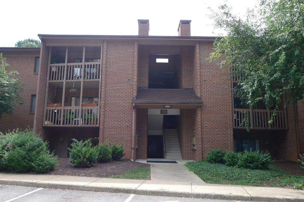 110 Turtle Creek Rd APT 1 photo 1