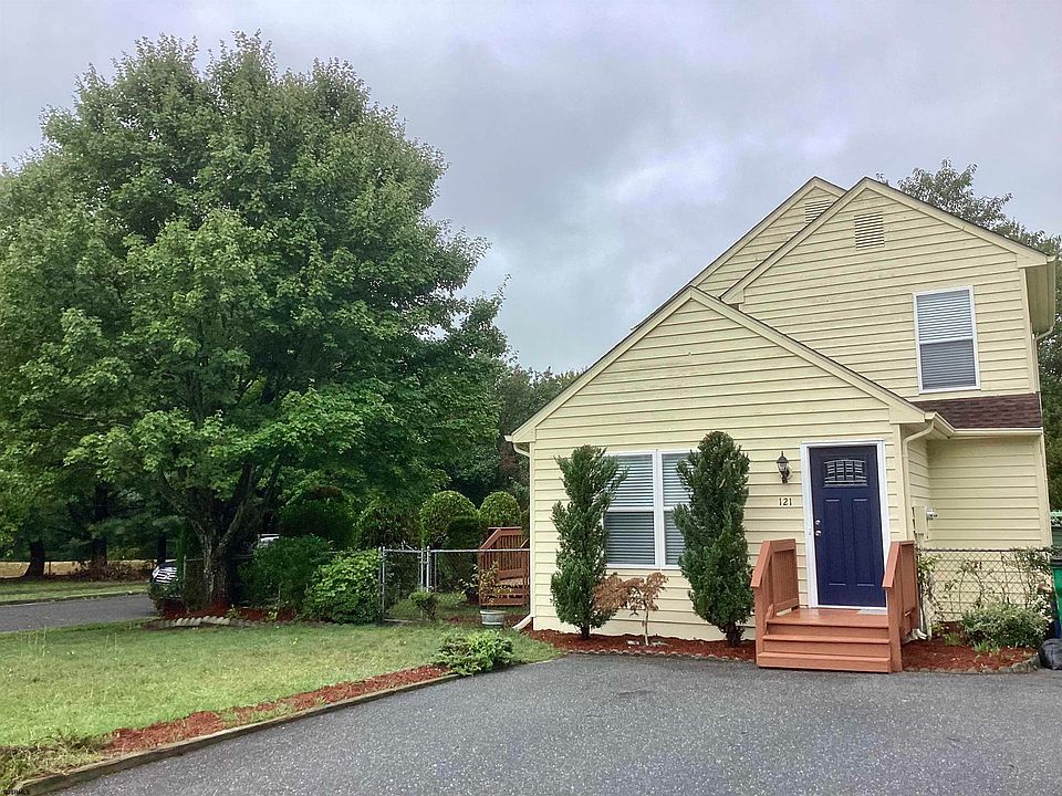 1st image of 121 Constitution Dr