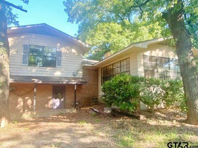 300 Edgewood St, Mount Pleasant, TX, 75455