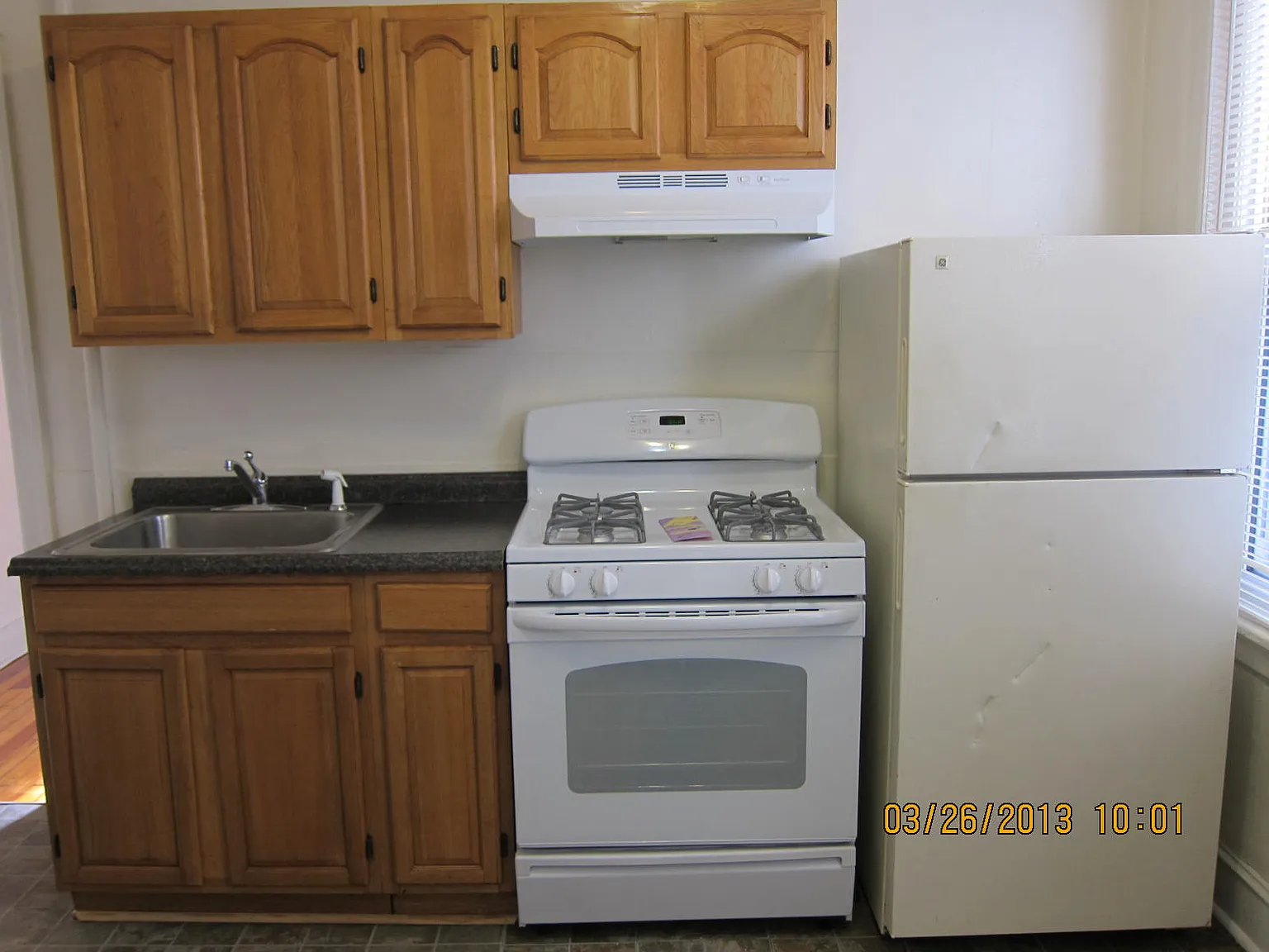 2 bed, 800 sqft, $1,100 — Photo 2