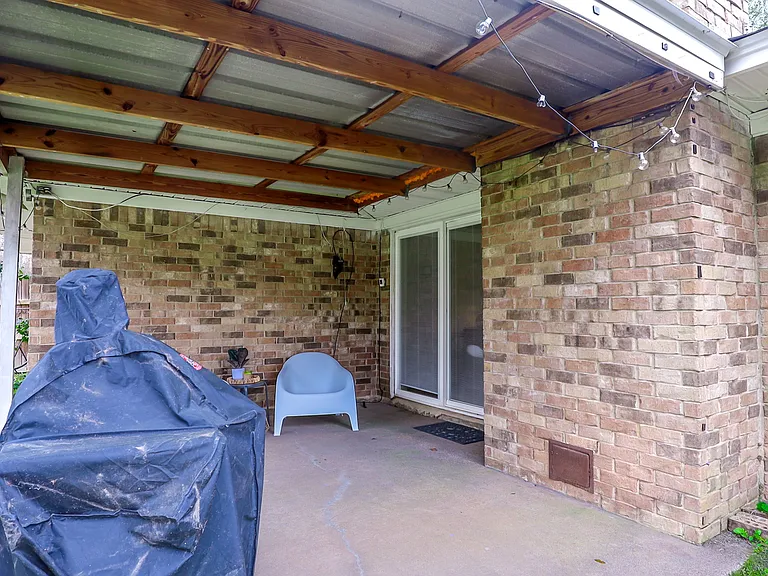 118 Rustwood St — Photo 27