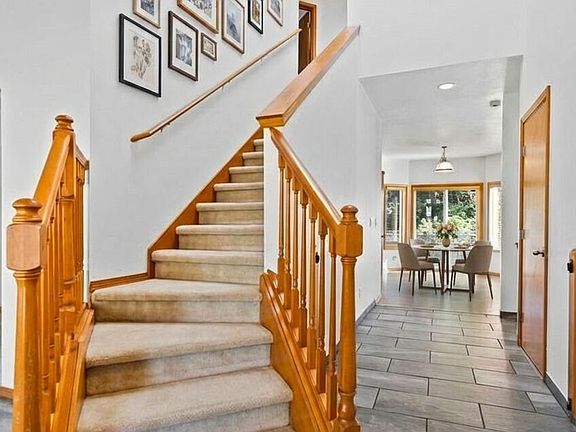 3rd image of 1496 Aberdeen Avenue NE