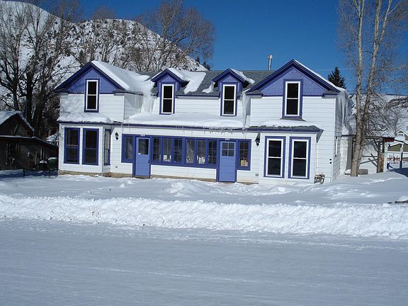 4th image of 209 Grand Ave