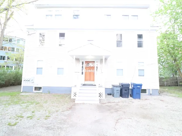 429 Franklin St APT 1R, Cambridge, MA 02139