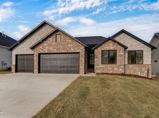2975 W Marty Street, Springfield, MO 65810