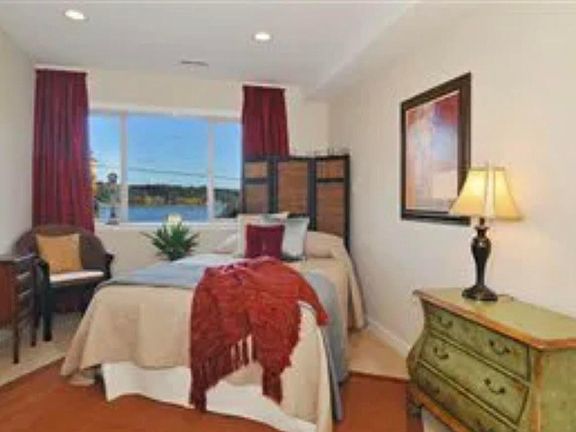 3rd image of 10719 Exeter Ave NE #89