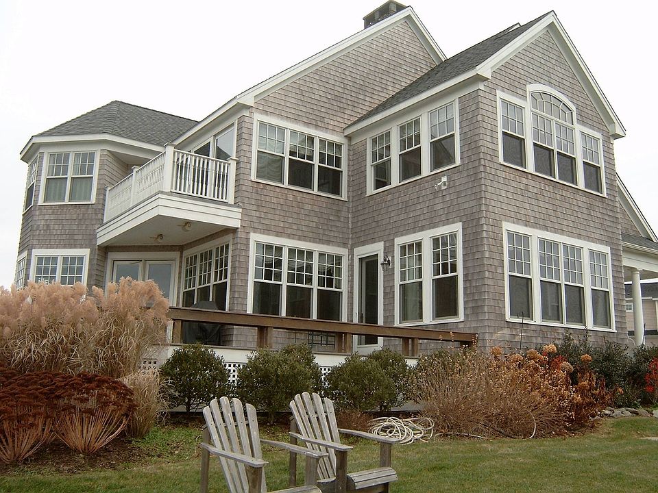 379 Vanderbilt Ln, Portsmouth, RI 02871 Zillow