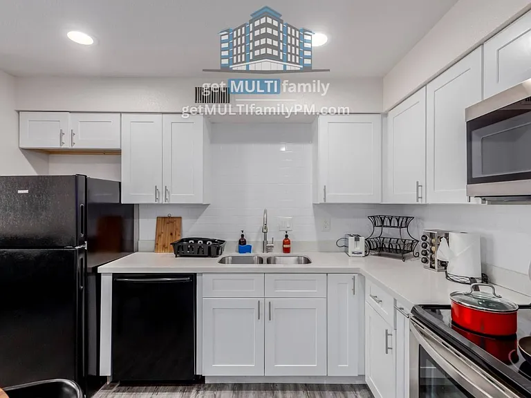 515 W Pebble Beach Dr #517 — Photo 3