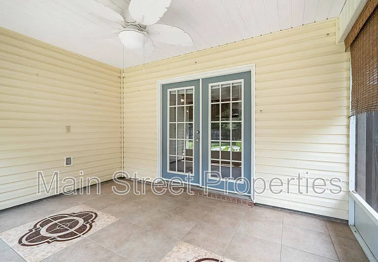1490 Newcastle Way — Photo 15