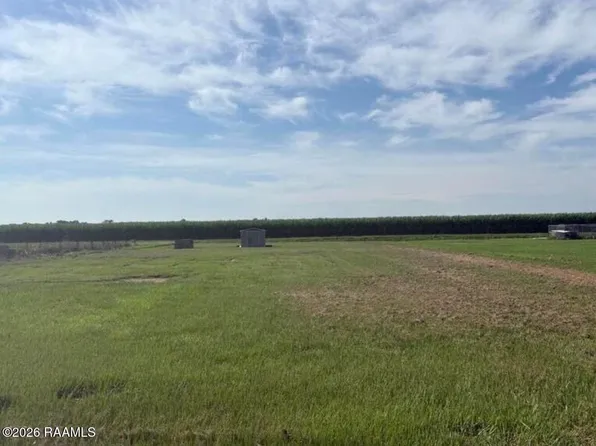 2403 Claude Leblanc Rd, New Iberia, LA 70560