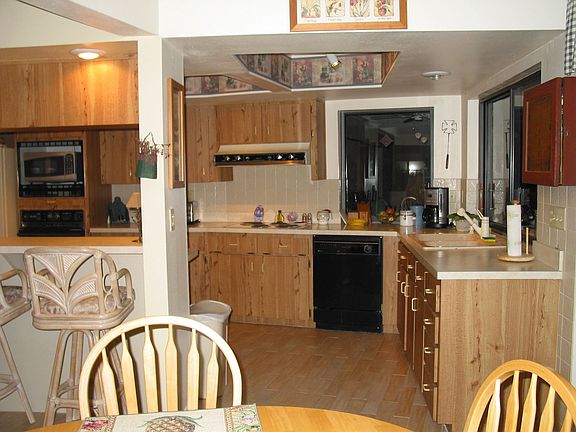 Spacious Kitchen