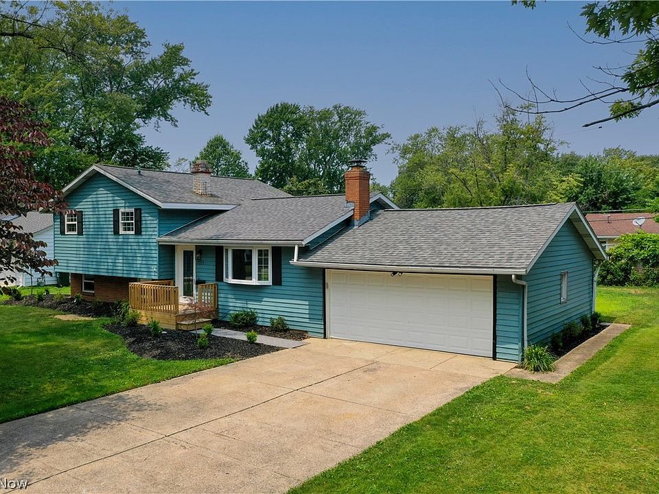 1st image of 7371 Dahlia Dr